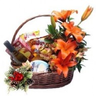 Canasta navide�a gourmet con lirios
