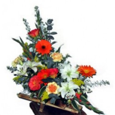 Carretilla con flores de estaci�n