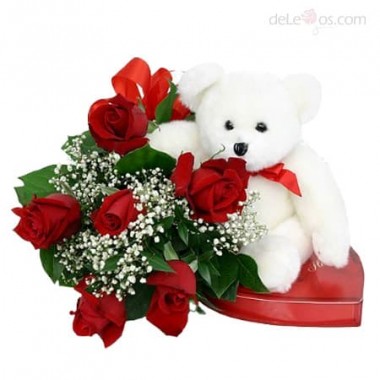 Bouquet de 6 rosas. Incluye Chocolates y Oso