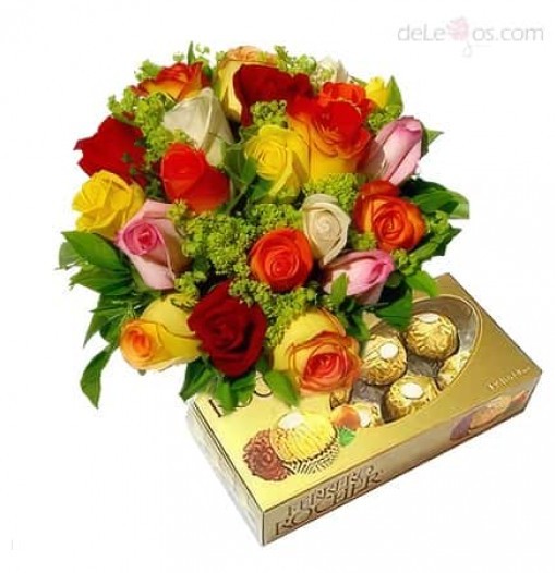 Bouquet de 12 rosas multicolor. Incluye Chocolates